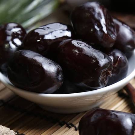 فروش بی‌ واسطه خرمای مضافتی رستم‌ آباد بم + فروش